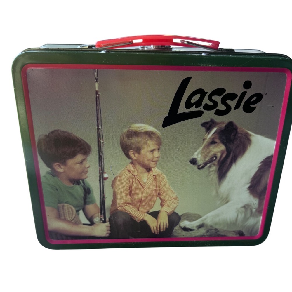 Vintage Lassie Metal Lunch Box Tin Box Co. Green Pink Retro TV Dog Collectible